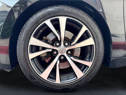 Used 2018 Nissan Maxima 3.5 SL FWD image 9