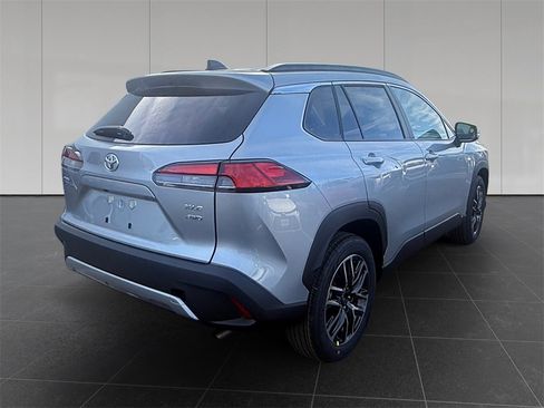 New 2026 Toyota Corolla Cross XLE w/ Convenience Package image 5