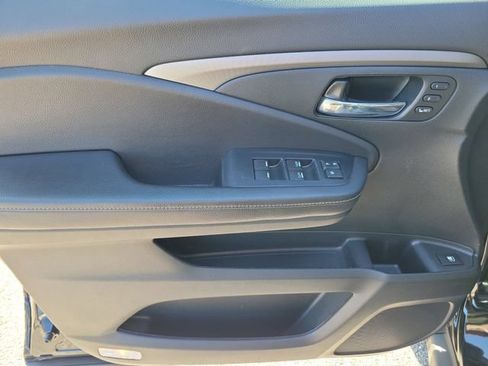 Certified 2023 Honda Ridgeline RTL-E image 8