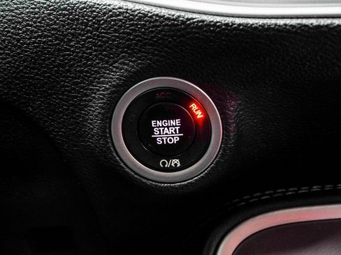 Used 2022 Dodge Challenger R/T image 24