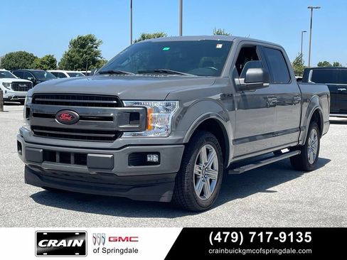 Used 2018 Ford F150 XLT w/ Equipment Group 302A Luxury RWD image 3
