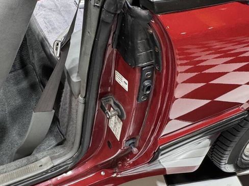 Used 1988 Ford Mustang LX RWD image 49