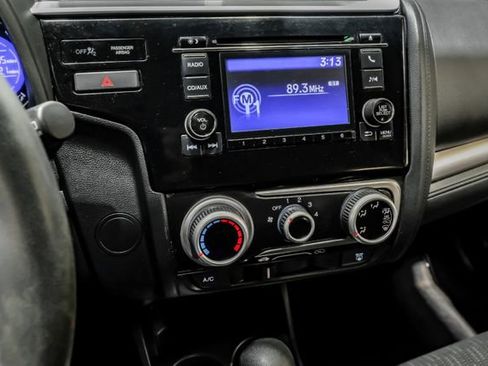 Used 2015 Honda Fit LX image 28