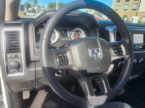 Used 2024 RAM 1500 Classic SLT image 10