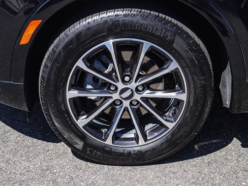 Used 2024 Cadillac XT4 Sport w/ Cold Weather Package FWD image 15