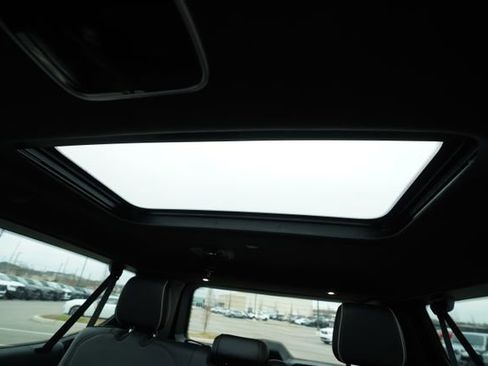 Used 2024 Jeep Grand Wagoneer L Series III image 28