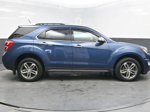 Used 2017 Chevrolet Equinox Premier w/ Enhanced Convenience Package AWD/4WD image 9