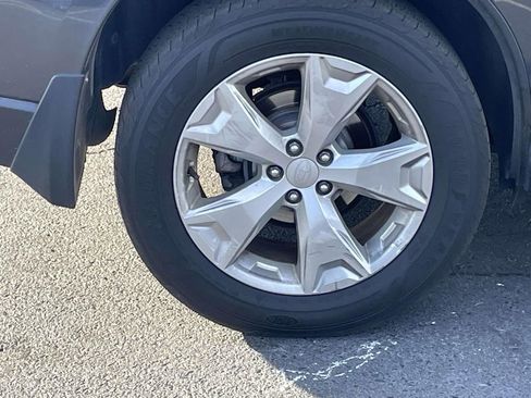 Used 2016 Subaru Forester 2.5i Premium w/ Popular Package #1 image 12