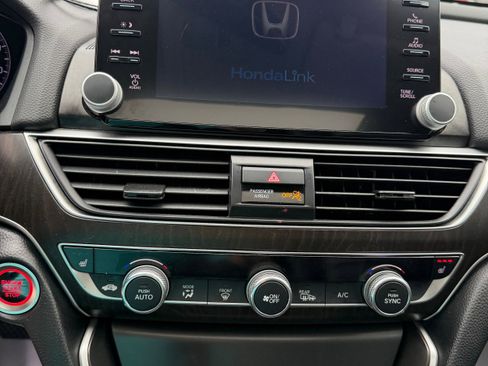 Used 2022 Honda Accord EX-L image 18