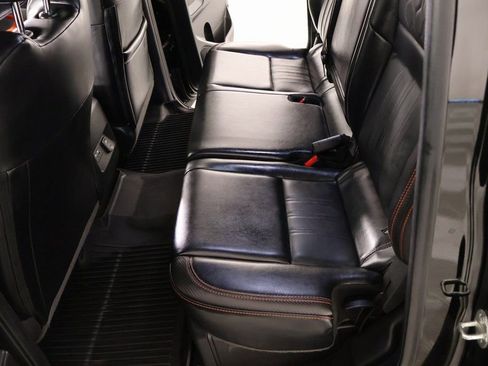 Used 2023 Nissan Frontier PRO-4X w/ Pro-4X Premium Package image 13