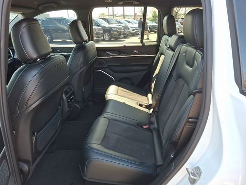 Used 2023 Jeep Grand Cherokee Trailhawk w/ Luxury Tech Group III image 10