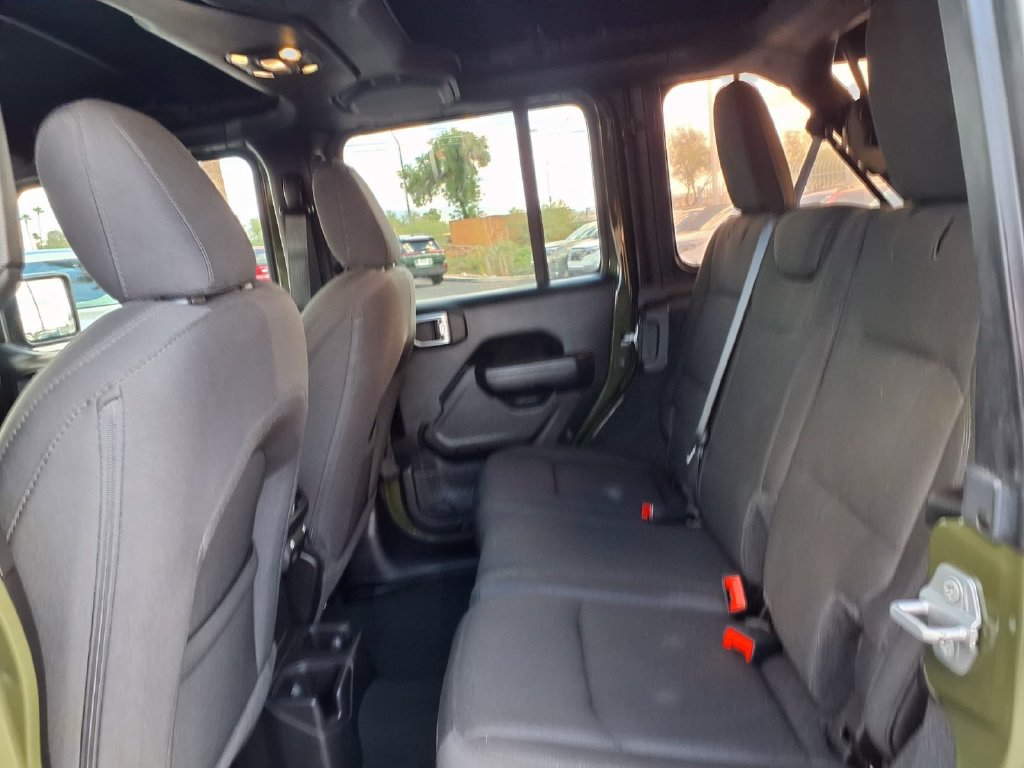 Used 2022 Jeep Wrangler Unlimited Sport AWD/4WD image 23
