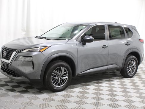Used 2022 Nissan Rogue S AWD/4WD image 33