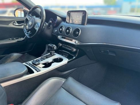 Used 2020 Kia Stinger GT image 21