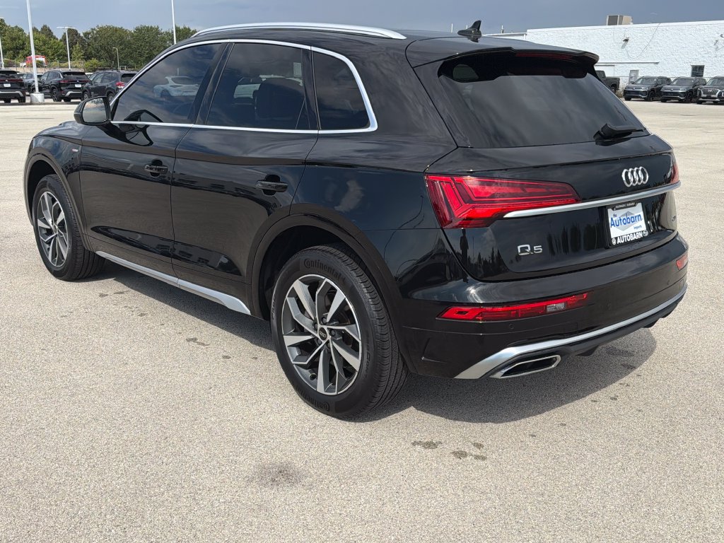 Used 2023 Audi Q5 2.0T Premium w/ Convenience Package AWD/4WD image 4