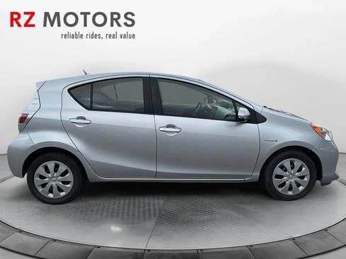 Used 2012 Toyota Prius C Two FWD image 6