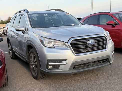 Used 2022 Subaru Ascent Limited w/ Technology Package image 3