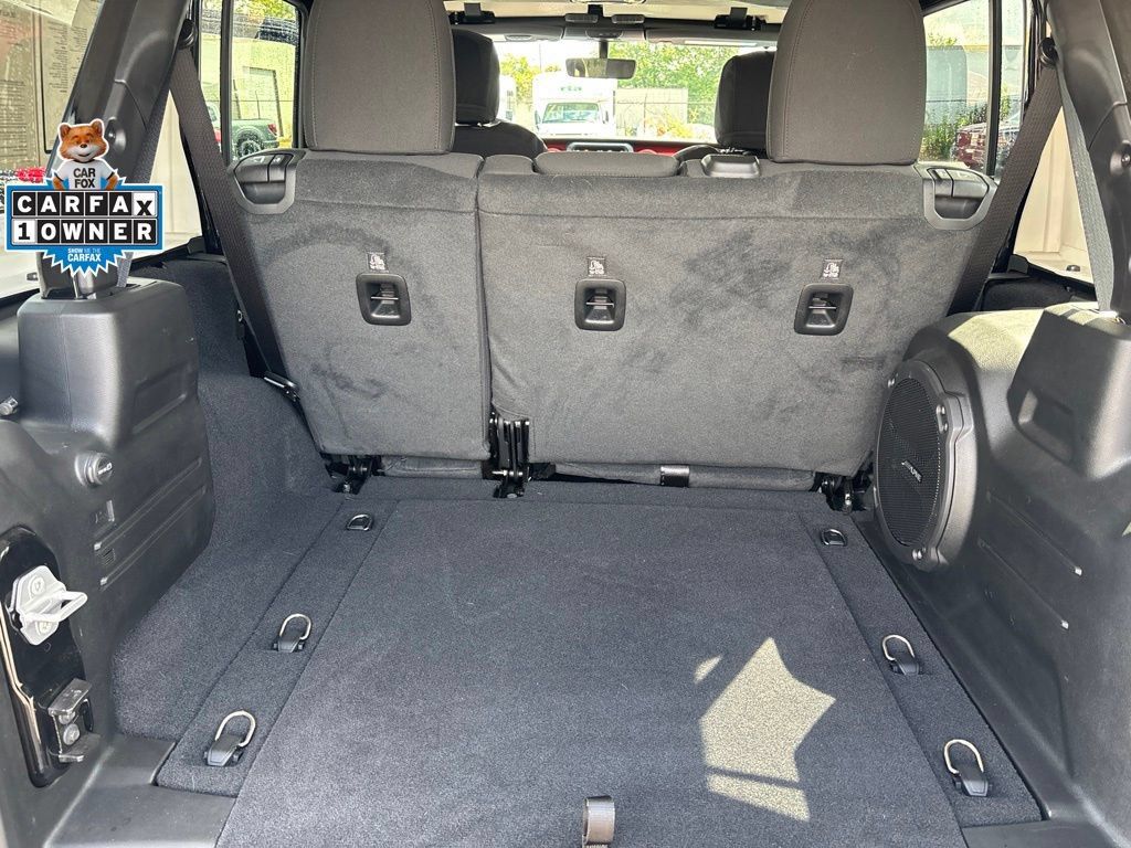 Used 2020 Jeep Wrangler Unlimited Rubicon AWD/4WD image 30