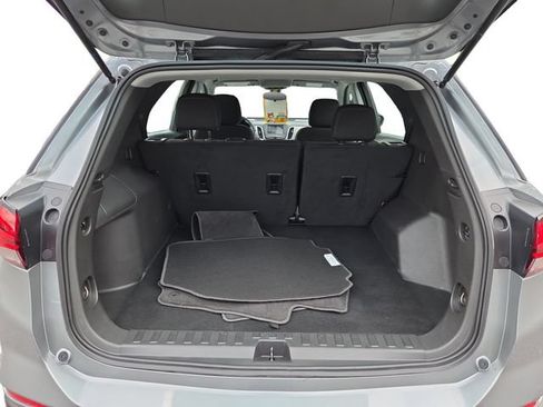 Certified 2023 Chevrolet Equinox LS AWD/4WD image 19