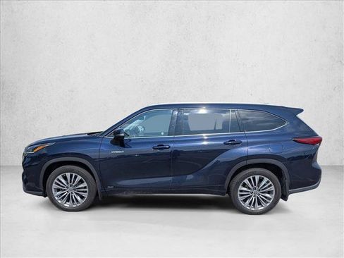 Used 2021 Toyota Highlander Platinum AWD/4WD image 8