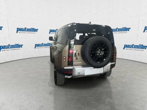 Used 2021 Land Rover Defender 110 S AWD/4WD image 8
