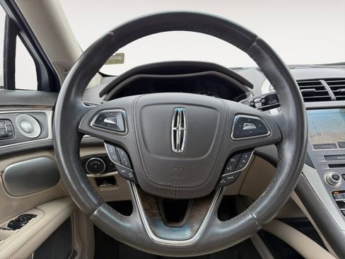 Used 2019 Lincoln MKZ Reserve w/ Luxury Package AWD/4WD image 15