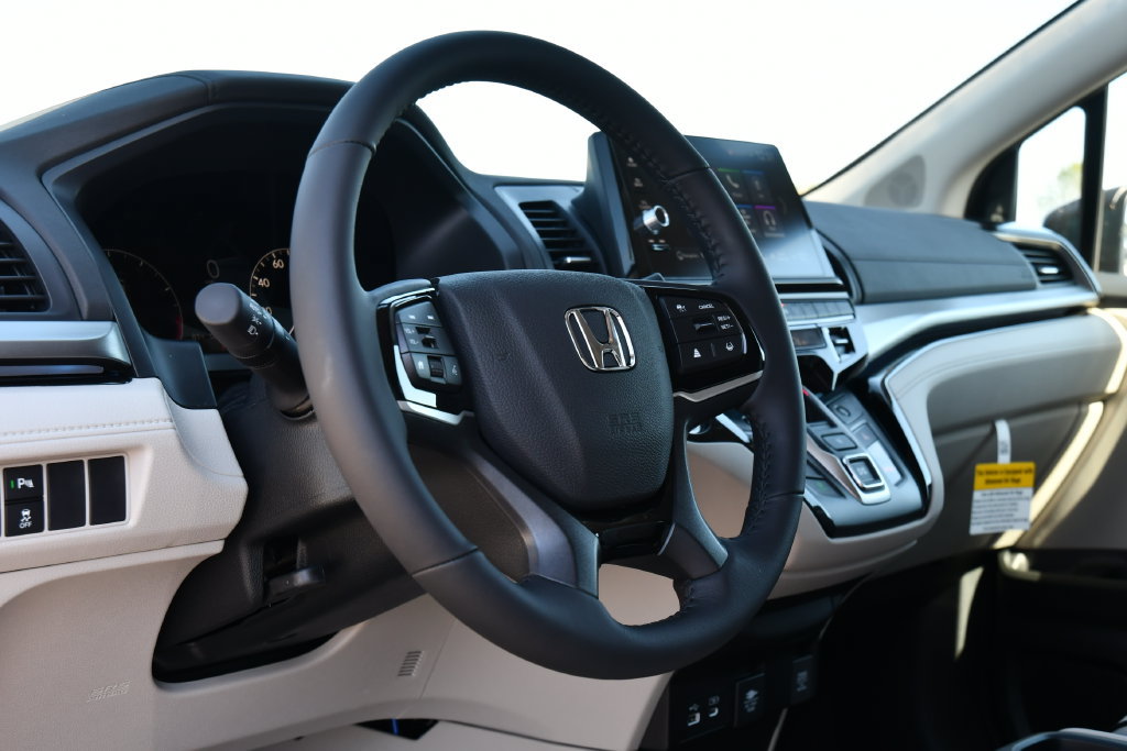 New 2027 Honda Odyssey Touring image 12