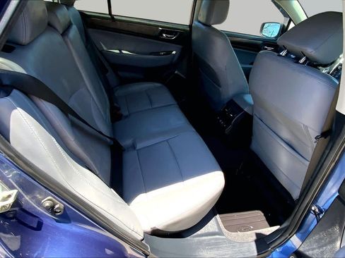 Used 2019 Subaru Outback 3.6R Limited w/ Popular Package #2 AWD/4WD image 19