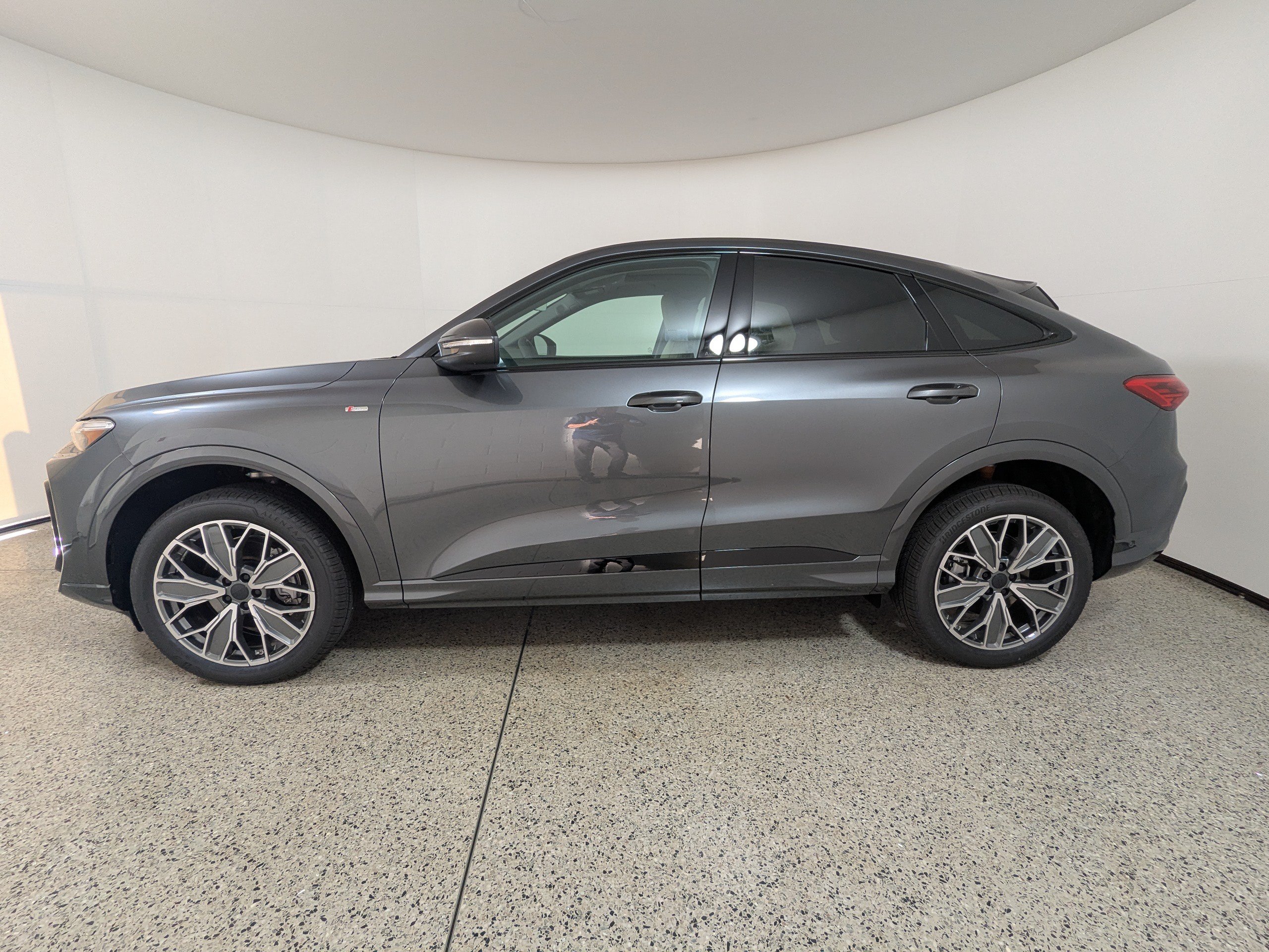 New 2026 Audi Q5 Premium Plus AWD/4WD image 4