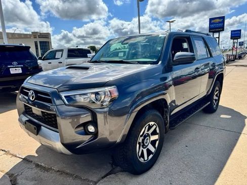 Used 2023 Toyota 4Runner TRD Off-Road AWD/4WD image 3