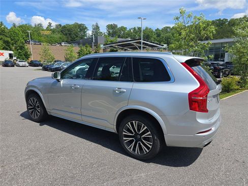 Used 2020 Volvo XC90 T5 Momentum AWD/4WD image 5
