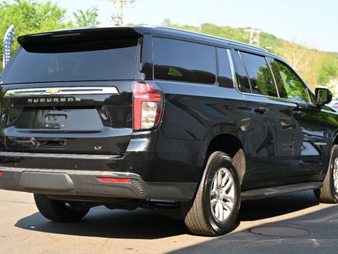 Used 2024 Chevrolet Suburban LT AWD/4WD image 5