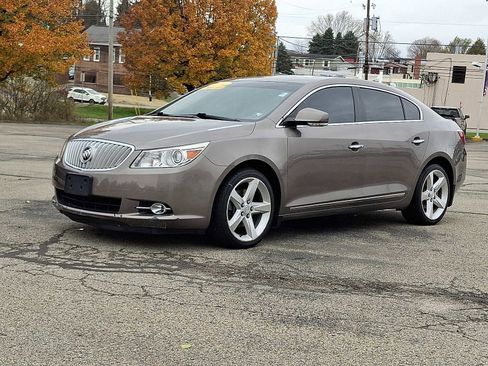 Used 2011 Buick LaCrosse CXL image 2