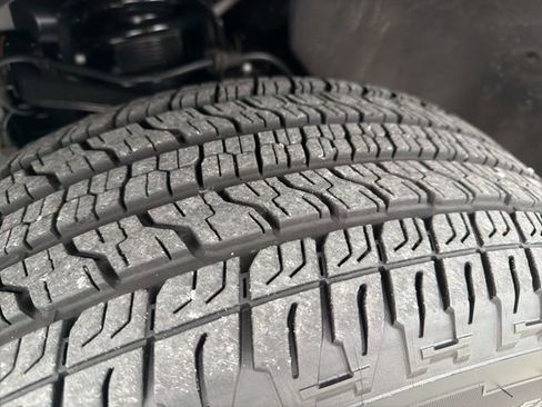 Used 2024 Chevrolet Colorado W/T w/ WT Convenience Package II image 26