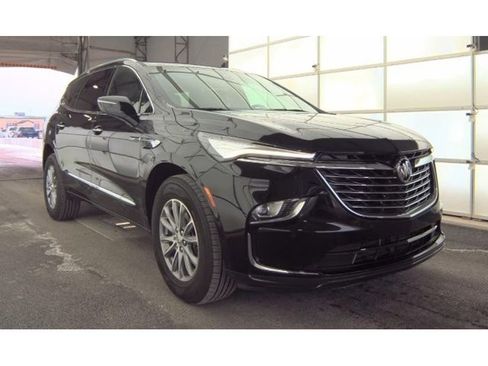 Used 2023 Buick Enclave Essence w/ Trailering Package, 5000 lbs. AWD/4WD image 2