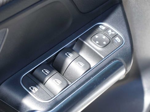 Used 2021 Mercedes-Benz GLA 250 4MATIC image 18
