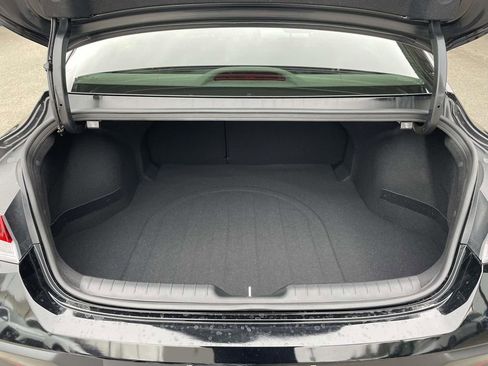 New 2026 Hyundai Elantra SEL Sport Premium w/ Cargo Package FWD image 8