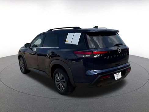 Used 2026 Nissan Pathfinder SV FWD image 11