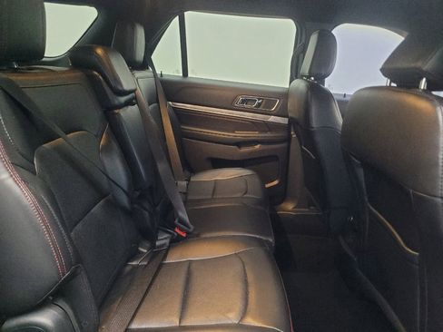 Used 2019 Ford Explorer Sport AWD/4WD image 19