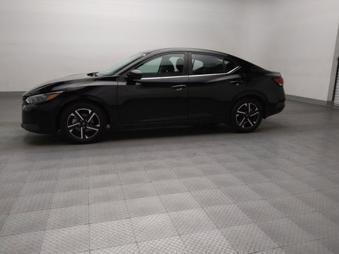 Used 2024 Nissan Sentra SV FWD image 2