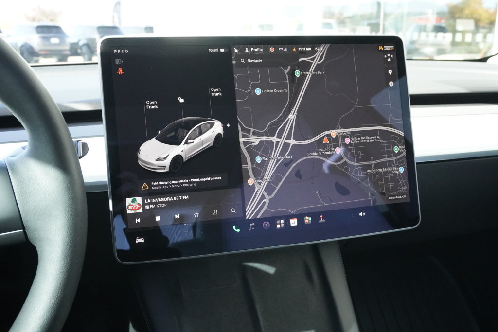 Used 2022 Tesla Model 3 Long Range AWD/4WD image 14