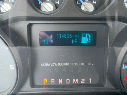 Used 2016 Ford F550 4x4 Crew Cab Super Duty image 13
