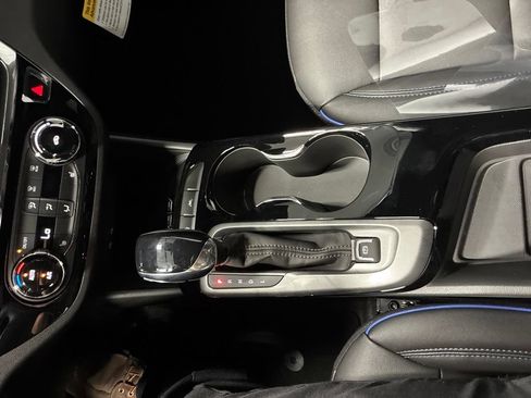 New 2026 Buick Envista Sport Touring w/ Convenience I Package FWD image 16