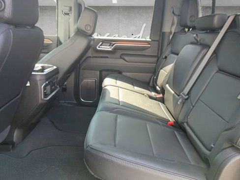 Used 2025 GMC Sierra 2500 Denali w/ Denali Reserve Package AWD/4WD image 22