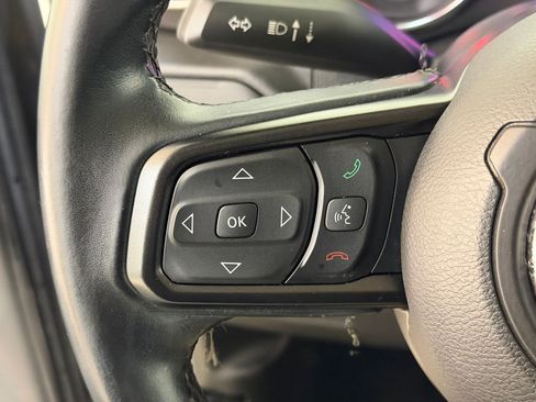 Used 2019 Jeep Wrangler Unlimited Sport S image 16