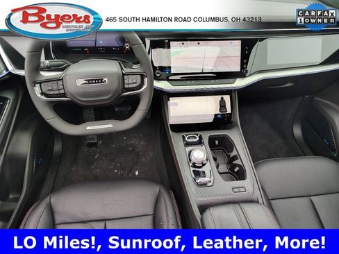 Used 2024 Jeep Wagoneer Launch Edition image 19