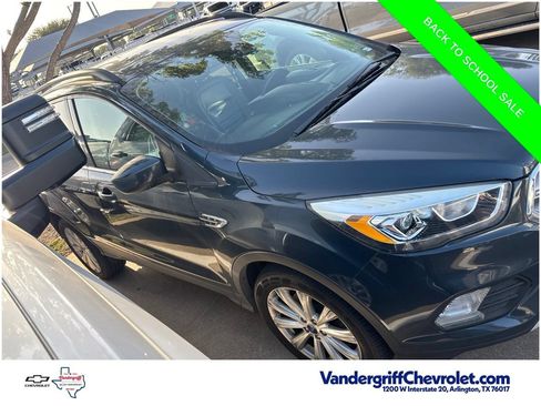 Used 2019 Ford Escape SEL AWD/4WD image 3