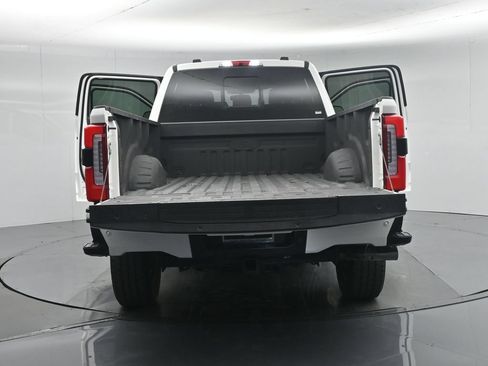 Certified 2024 Ford F250 Platinum AWD/4WD image 38