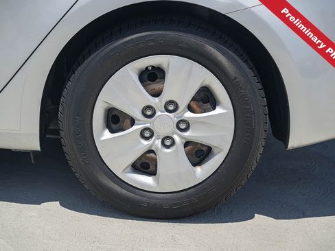 Used 2016 Kia Forte LX FWD image 11