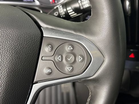Used 2023 Chevrolet Traverse High Country FWD image 15